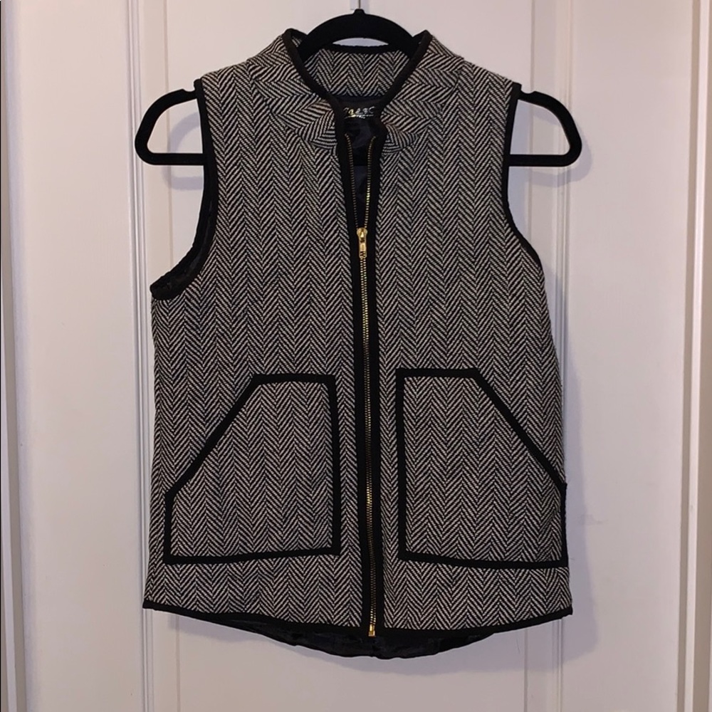 Black and white patterned vest